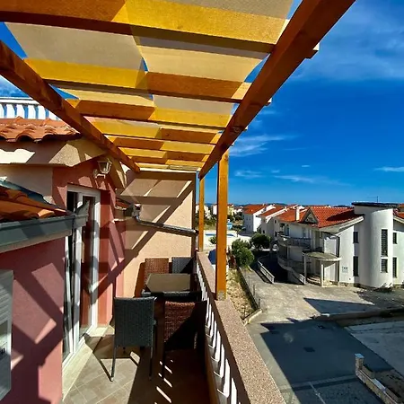 Zeljak * Vodice