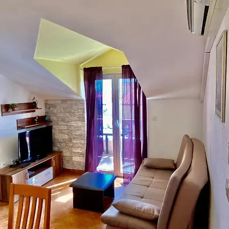 Zeljak Apartment Vodice