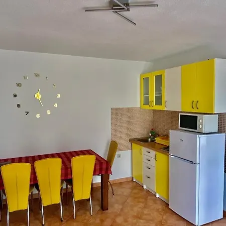 Zeljak Apartment Vodice
