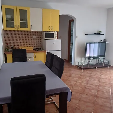 Zeljak * Vodice