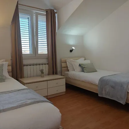 Zeljak * Vodice