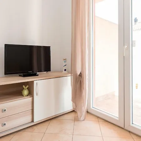 Zeljak Апартаменты Водице