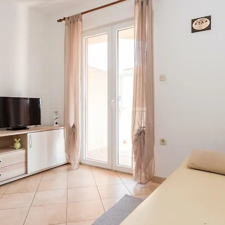 Zeljak * Vodice