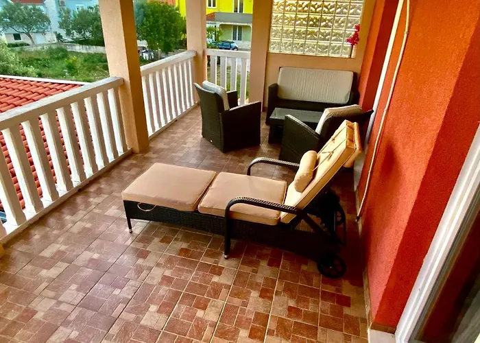 Zeljak Apartamento *