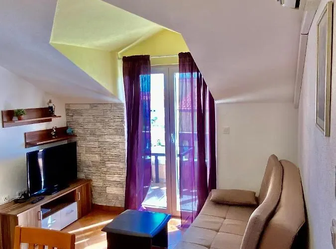 Zeljak Apartamento Vodice