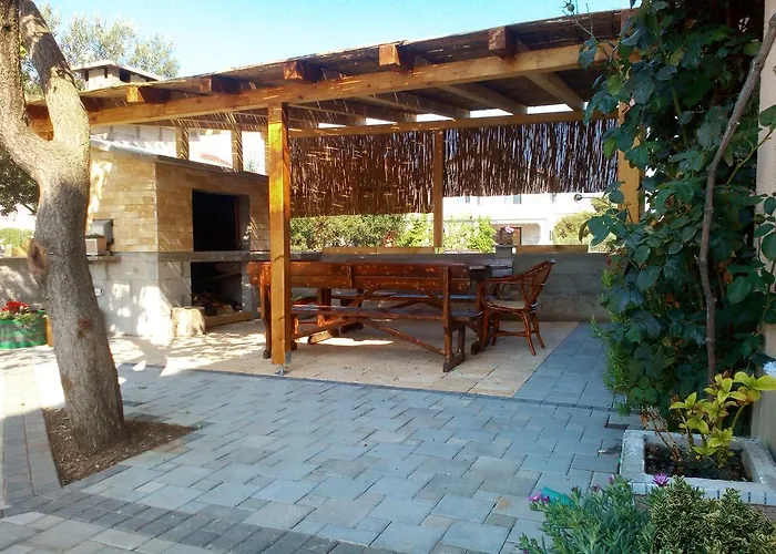 Zeljak Apartamento *