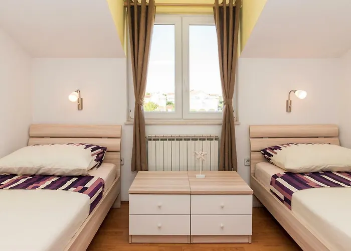 Zeljak Apartamento *